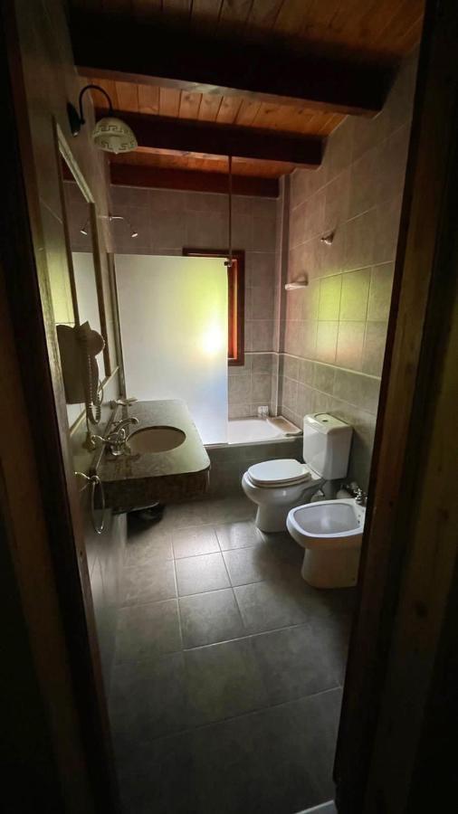 וילה לה אנגוסטרה Hosteria Brisas Del Cerro מראה חיצוני תמונה