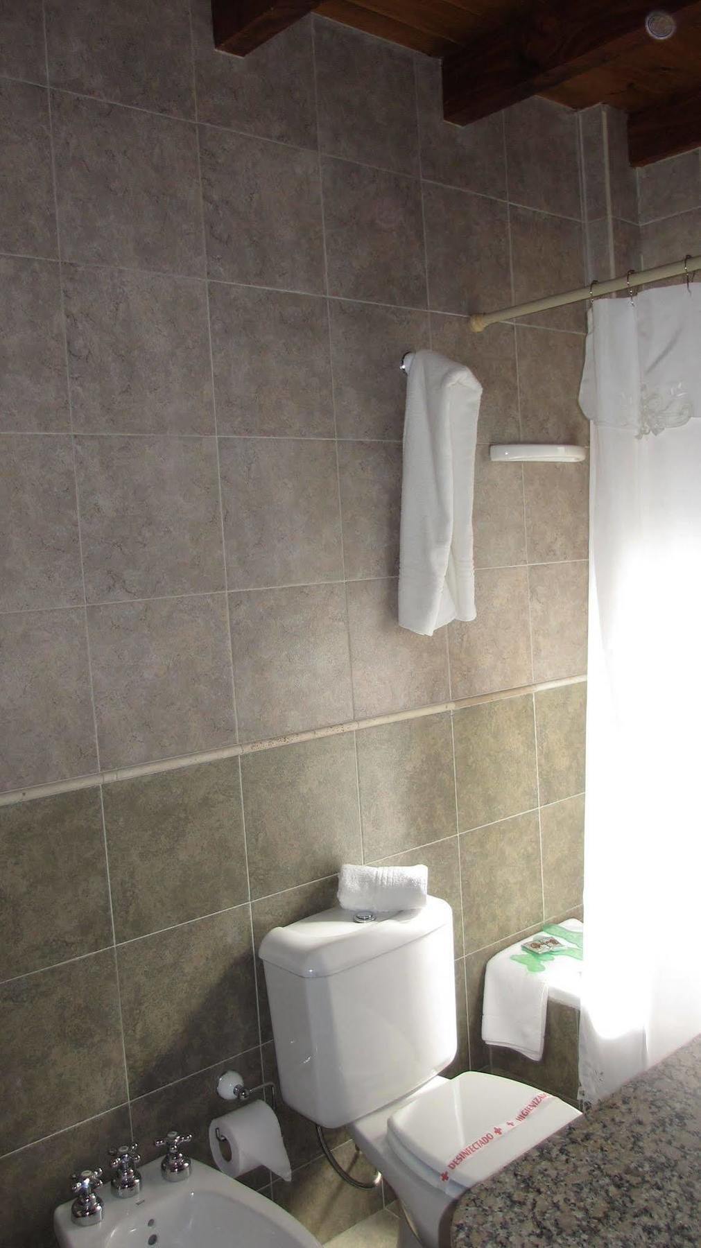 וילה לה אנגוסטרה Hosteria Brisas Del Cerro מראה חיצוני תמונה