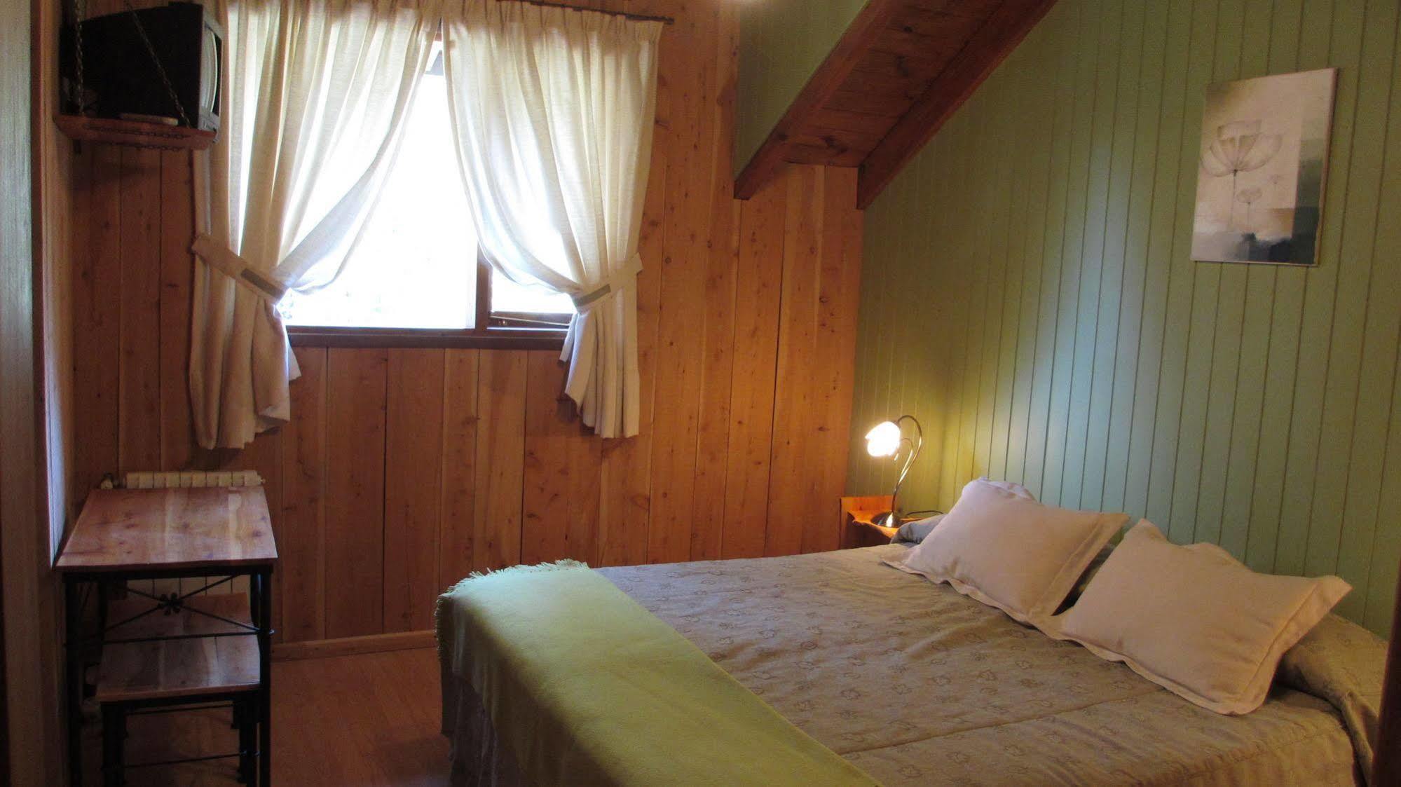 וילה לה אנגוסטרה Hosteria Brisas Del Cerro מראה חיצוני תמונה